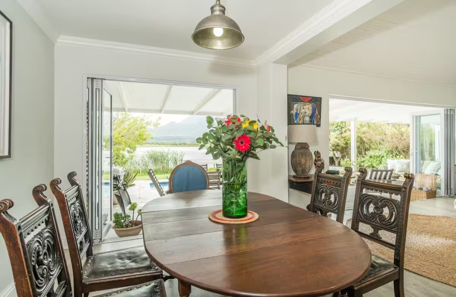 To Let 4 Bedroom Property for Rent in Lake Michelle Western Cape